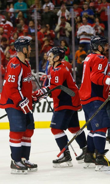 Ovechkin a force as Capitals beat Penguins to stay alive